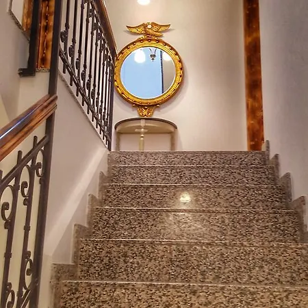 Windmill By Rembrandt Old Town Apartament